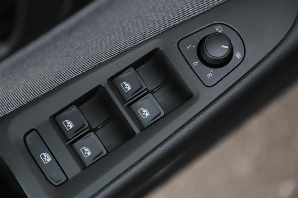SEAT Leon – foto 10