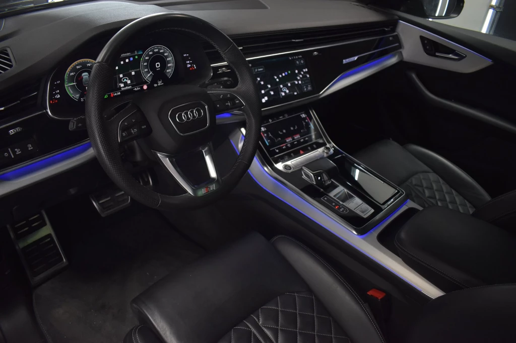 Audi Q8 – foto 16