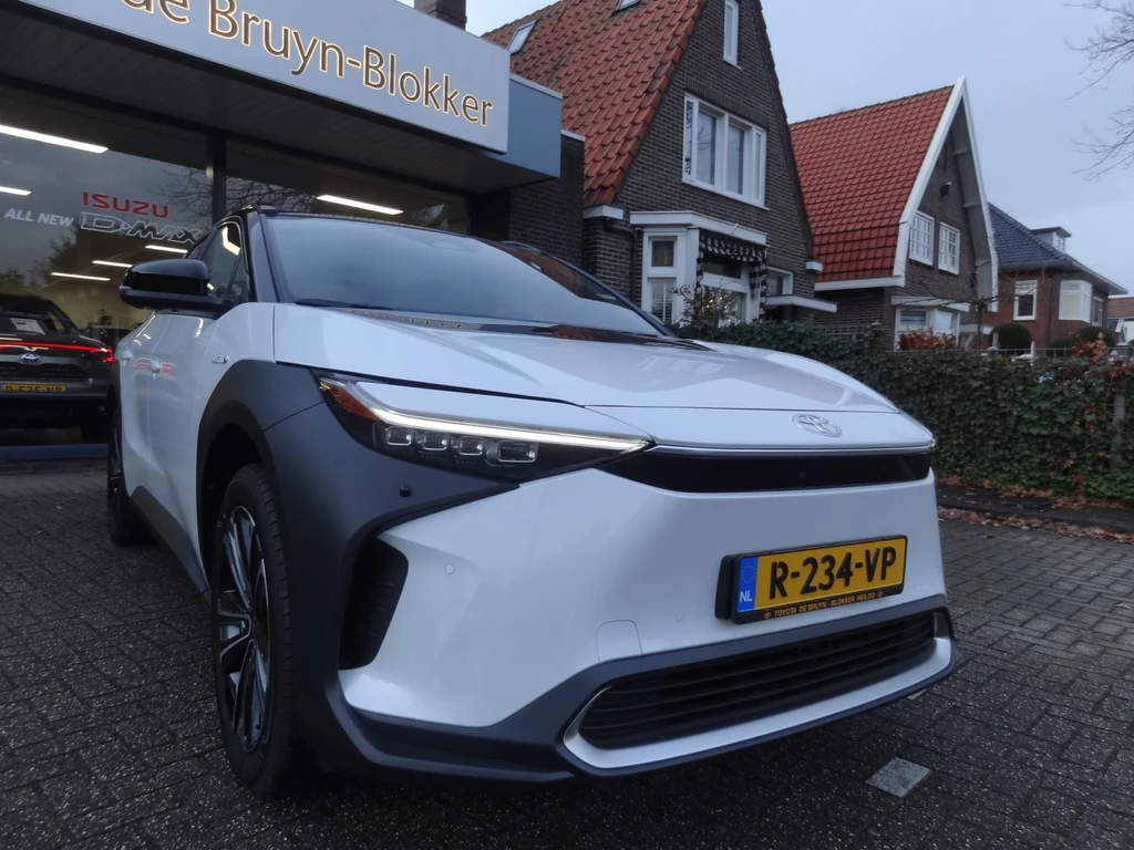Toyota bZ4X – foto 18