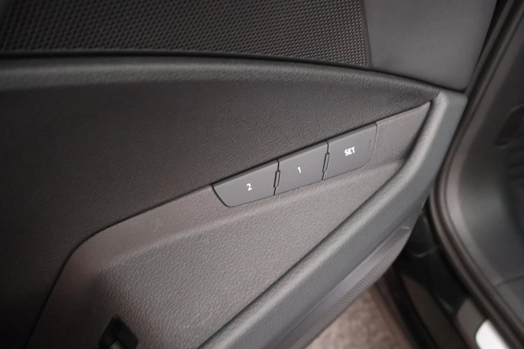 Audi Q8 e-tron – foto 11