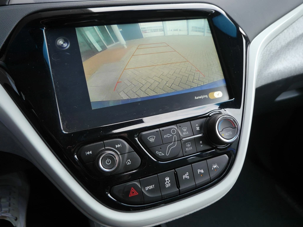 Opel Ampera-e – foto 16