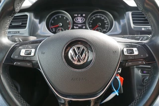 Volkswagen Golf – thumbnail 24