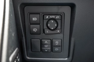 Toyota Land Cruiser – thumbnail 28