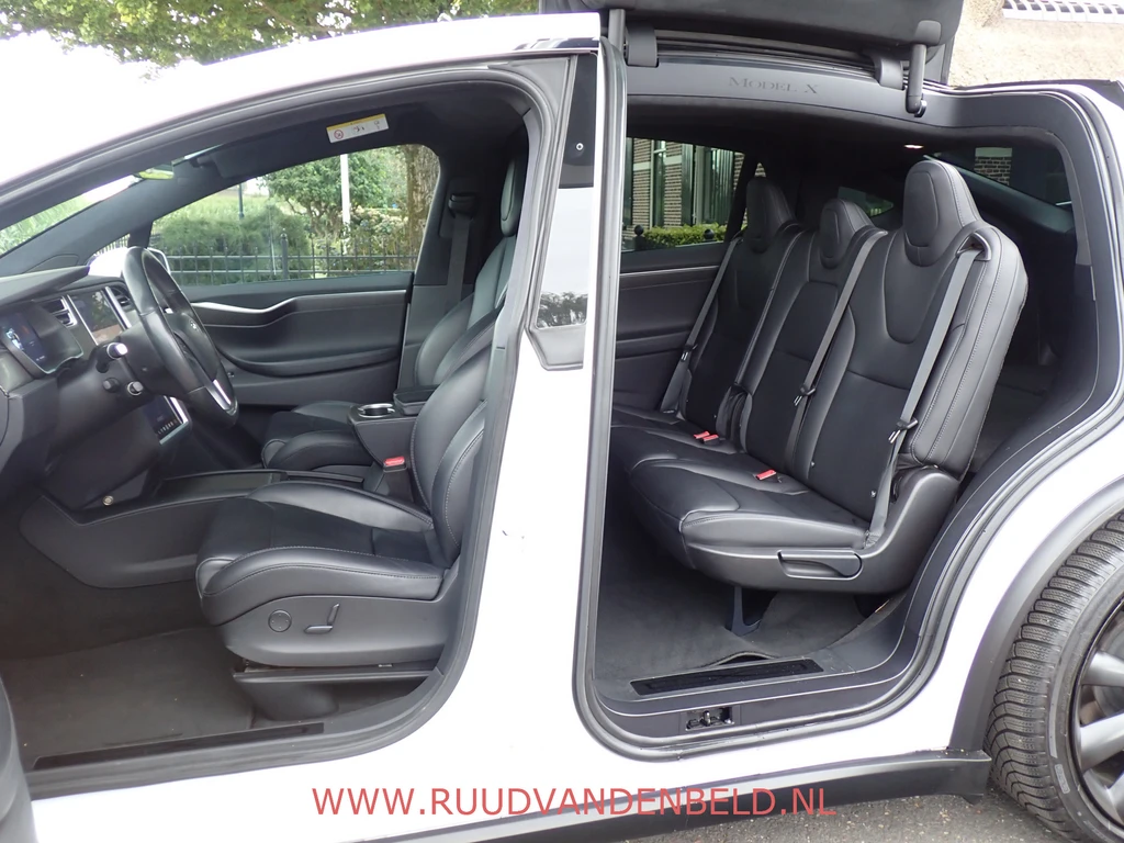 Tesla Model X – foto 13
