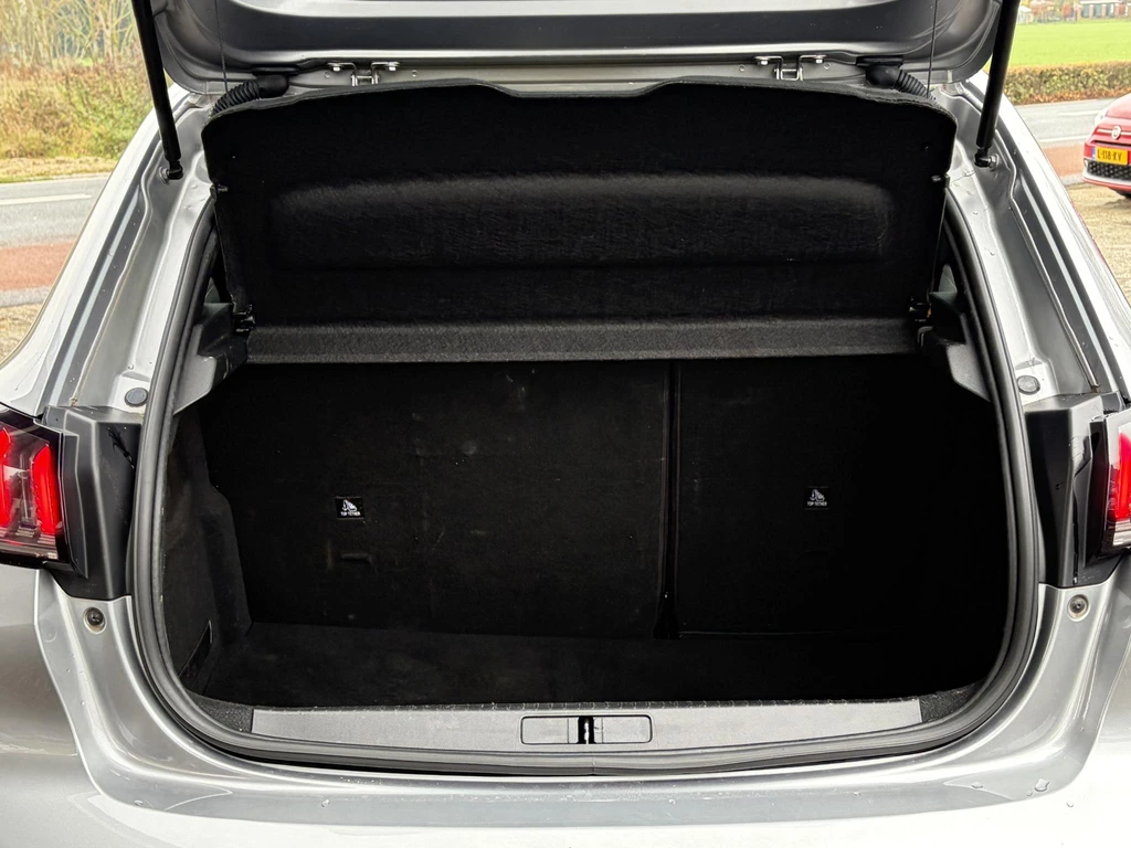 Peugeot 208 – foto 32