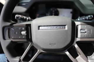 Land Rover Defender – thumbnail 11