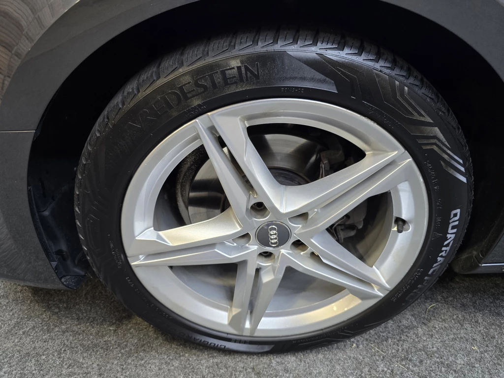 Audi A4 – foto 8