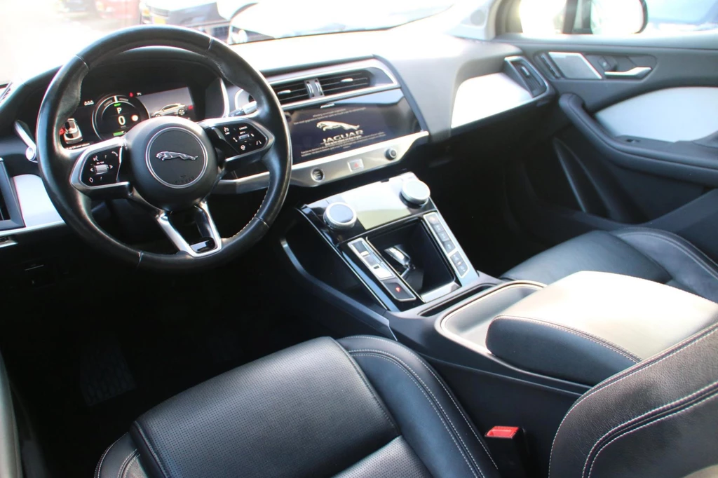 Jaguar I-PACE – foto 7