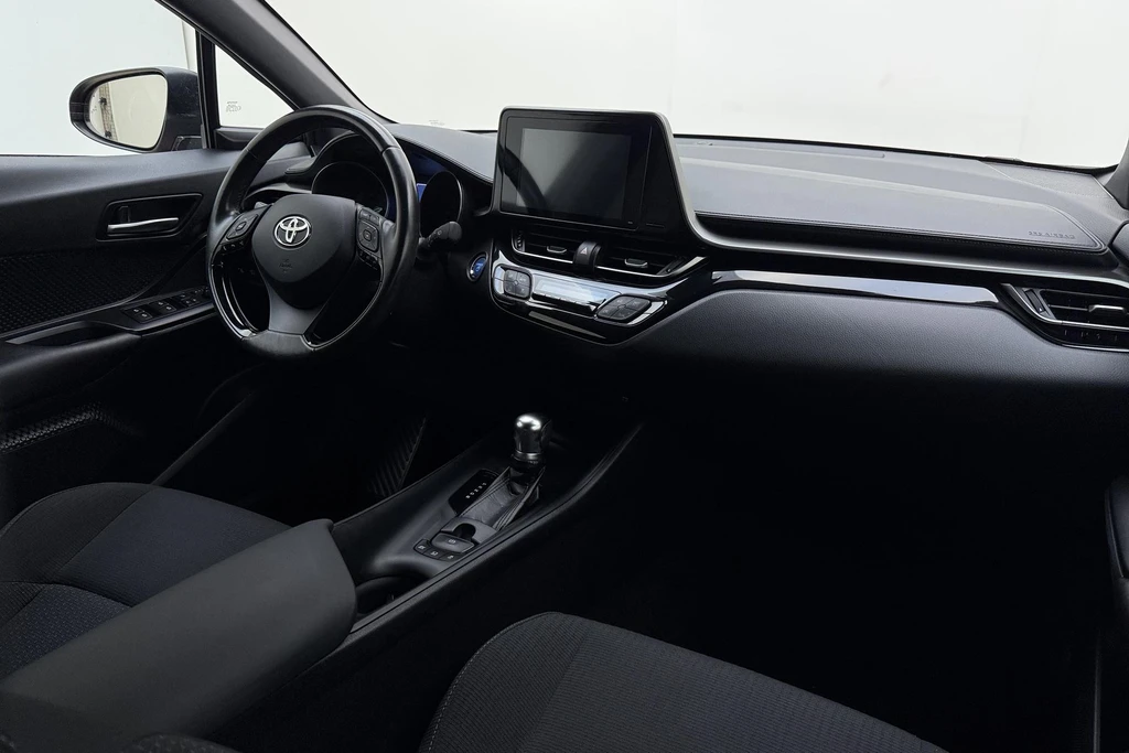 Toyota C-HR – foto 16