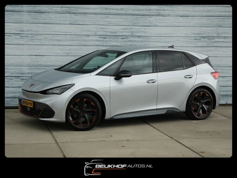 Cupra Born Adrenaline One 62 kWh Camera Carplay Navi 92.6%