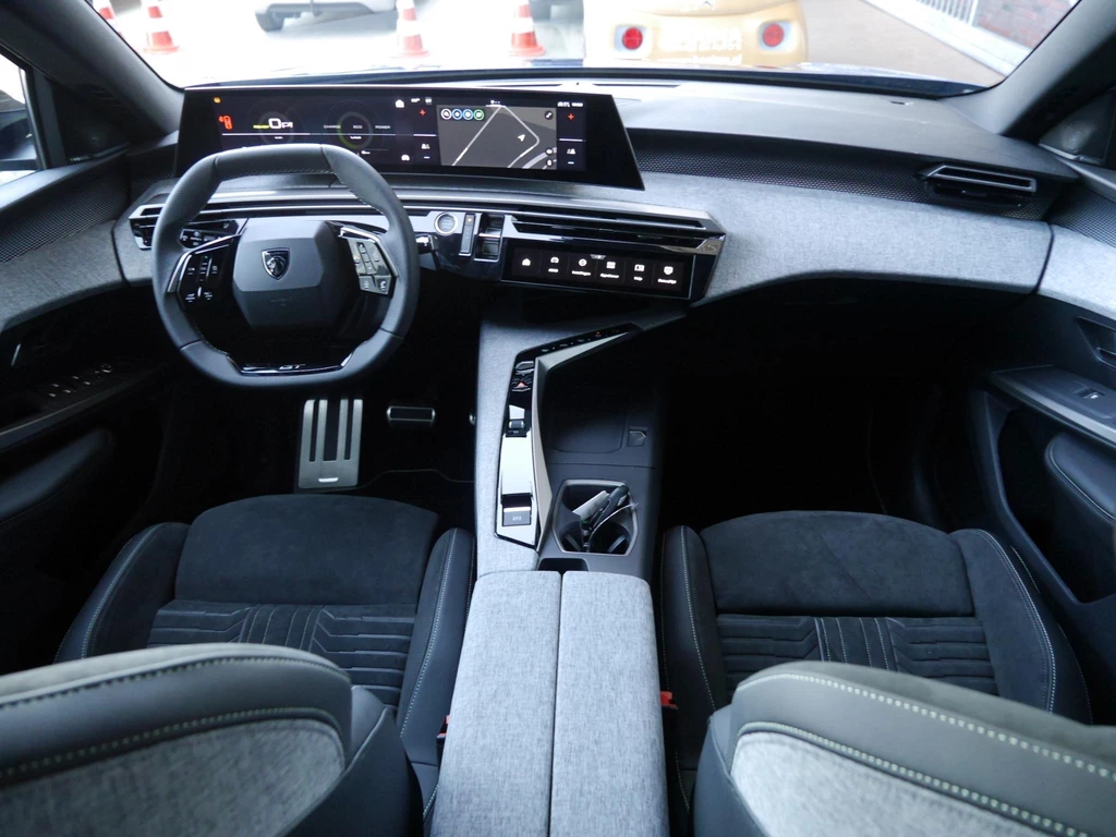 Peugeot e-3008 – foto 8