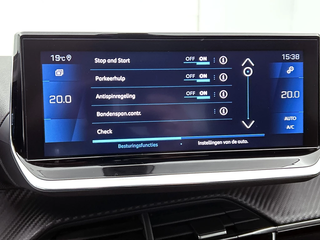 Peugeot 208 – foto 13