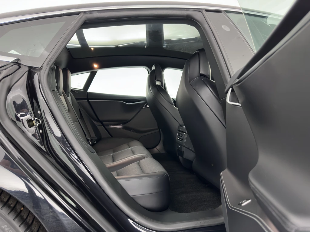 Tesla Model S – foto 15