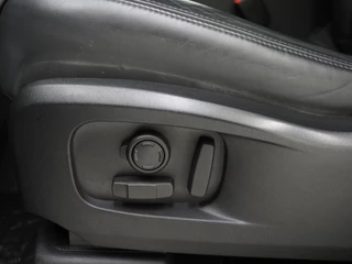 Land Rover Defender – thumbnail 22