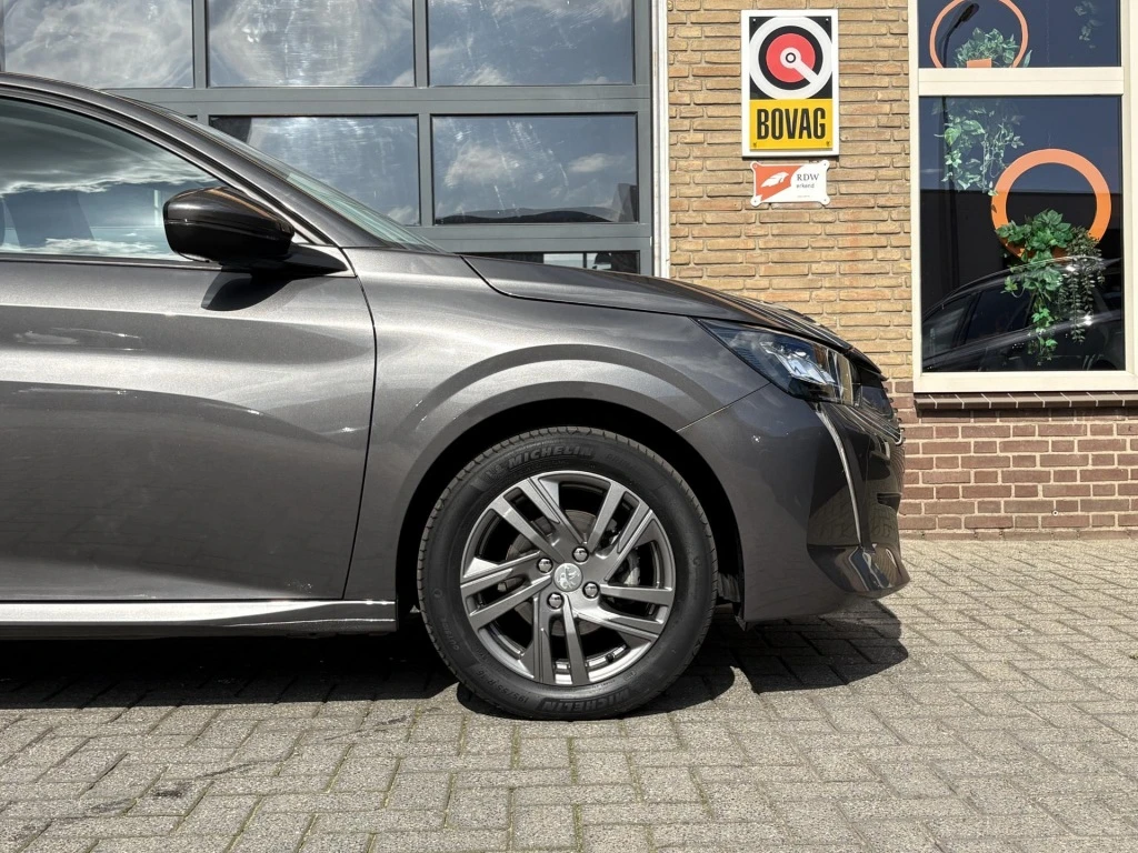 Peugeot 208 – foto 42