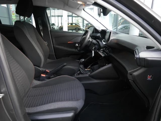 Peugeot 208 – thumbnail 13