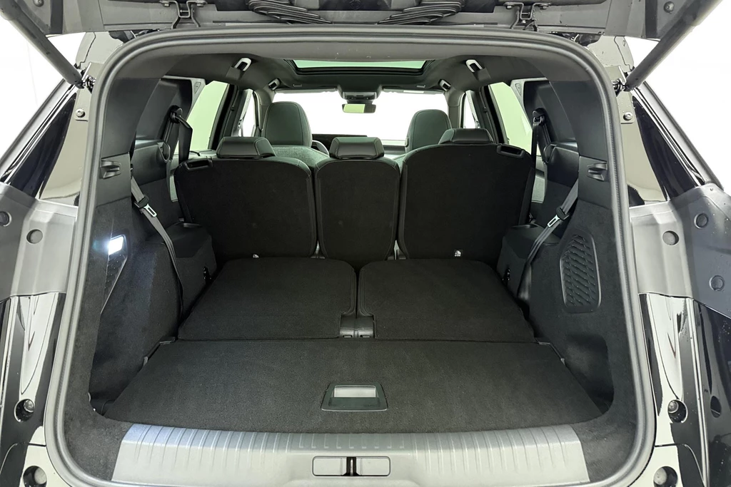 Peugeot e-5008 – foto 12
