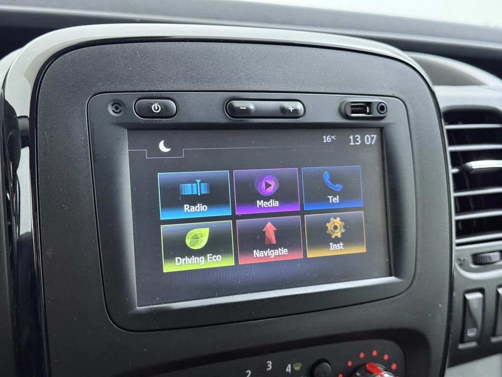 Opel Vivaro – foto 15