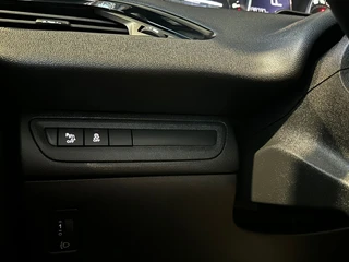 Peugeot 208 – thumbnail 31