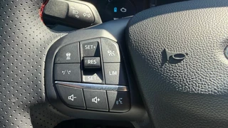 Ford Kuga – thumbnail 21