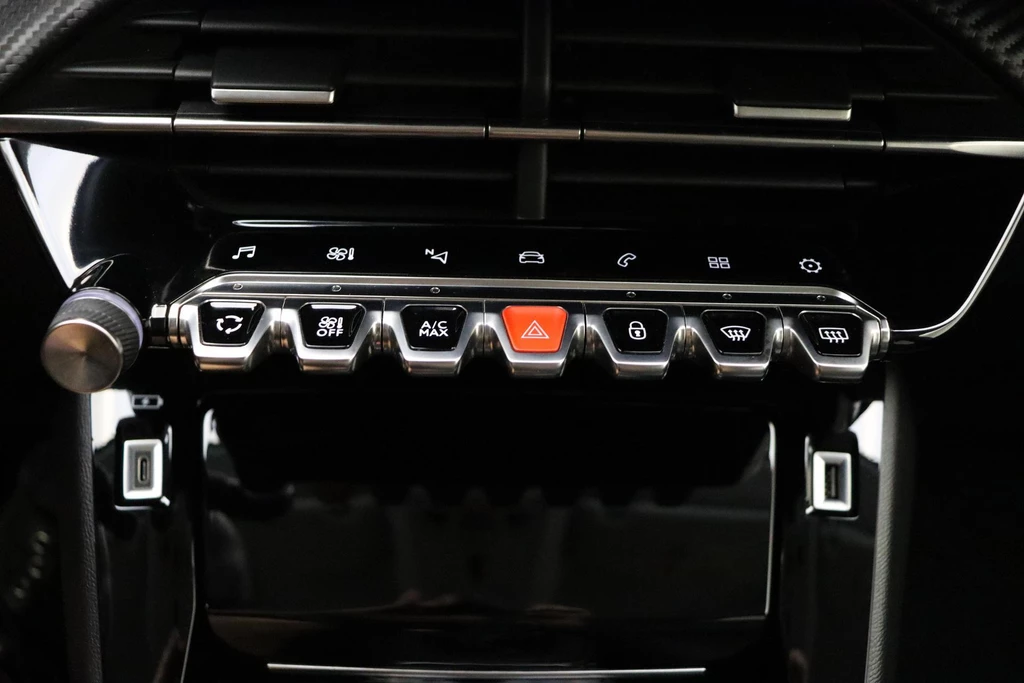 Peugeot 208 – foto 26