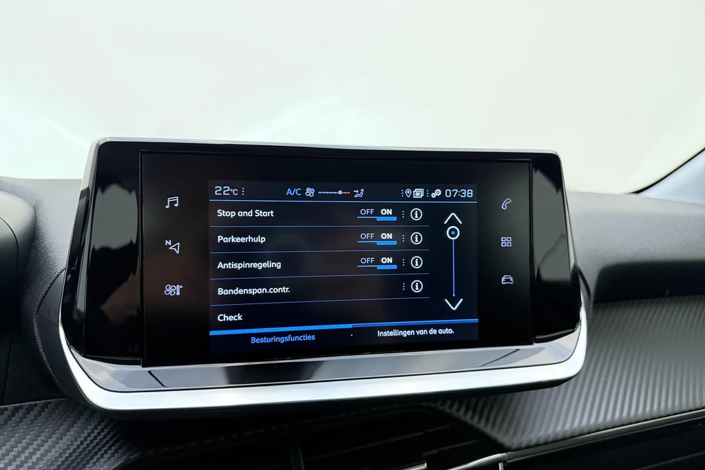 Peugeot 208 – foto 24