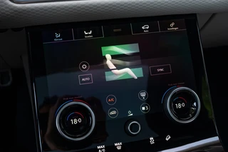 Land Rover Range Rover Velar – thumbnail 43