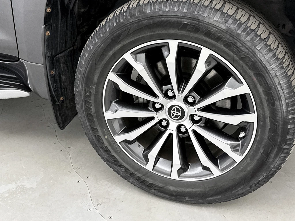 Toyota Land Cruiser – foto 40