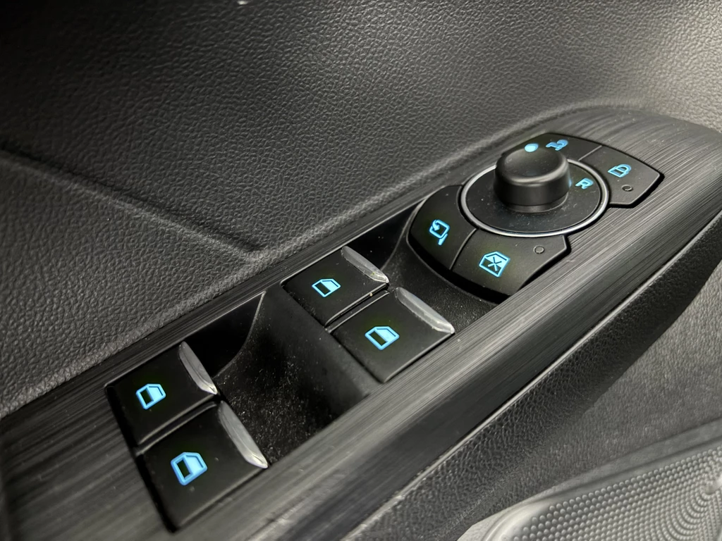 Ford Kuga – foto 19