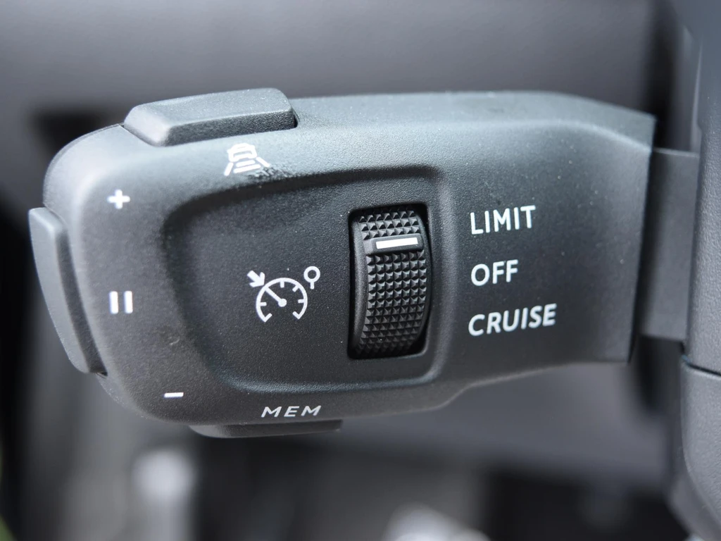 Peugeot 208 – foto 19