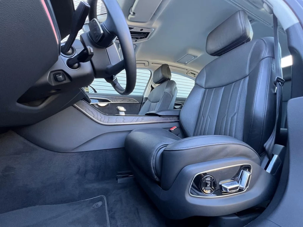 Audi A8 – foto 7
