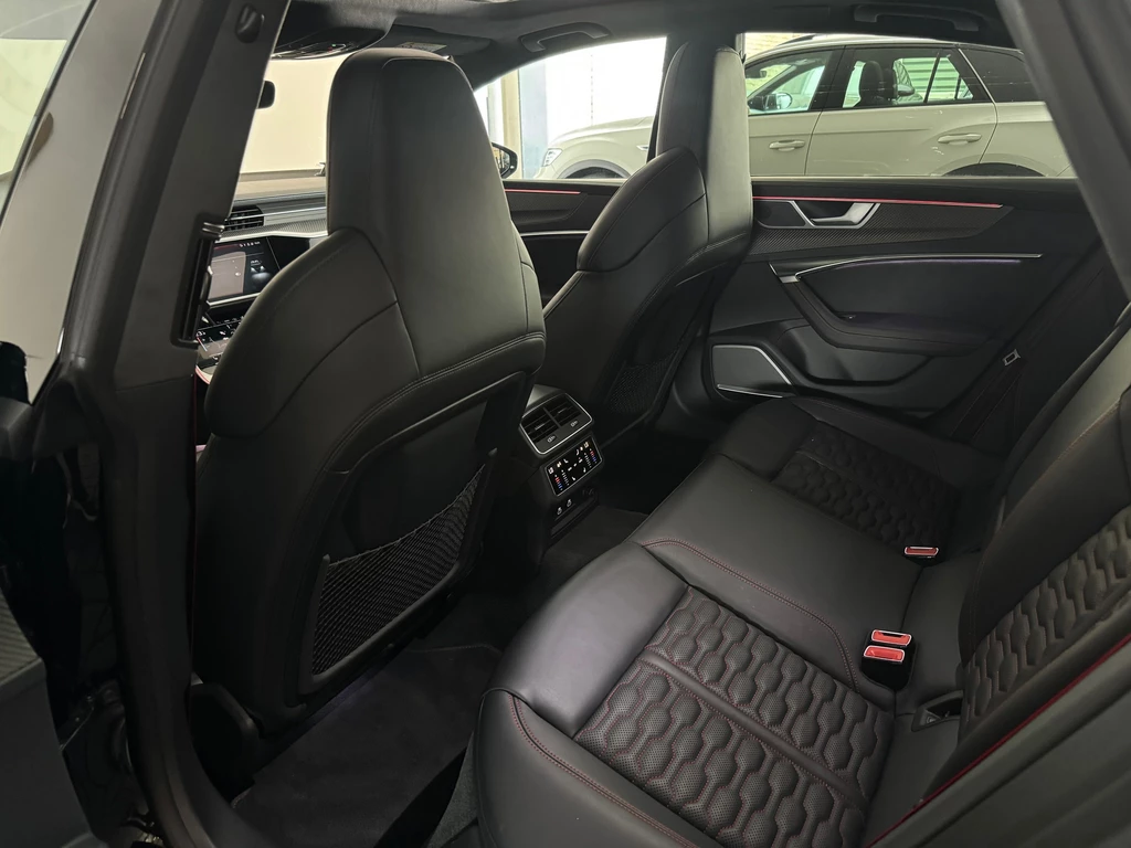 Audi RS7 – foto 17