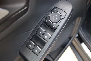 Ford Kuga – thumbnail 32
