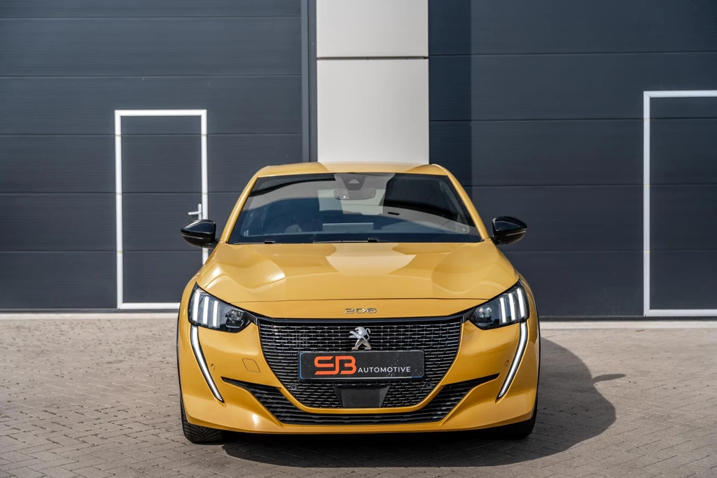 Peugeot 208 – foto 8