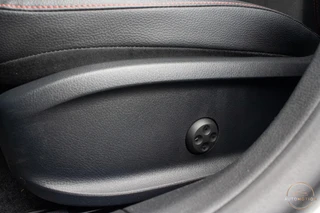 Mercedes-Benz CLA – thumbnail 19
