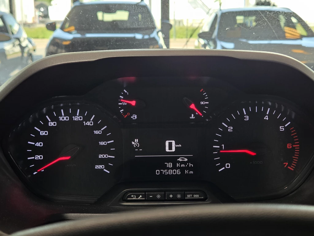 Peugeot Partner – foto 21