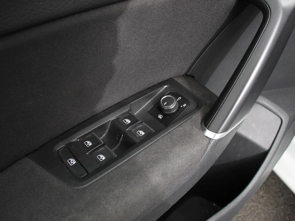 Volkswagen Touran – foto 27