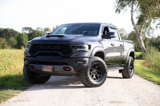 Dodge Ram 1500 – thumbnail 1