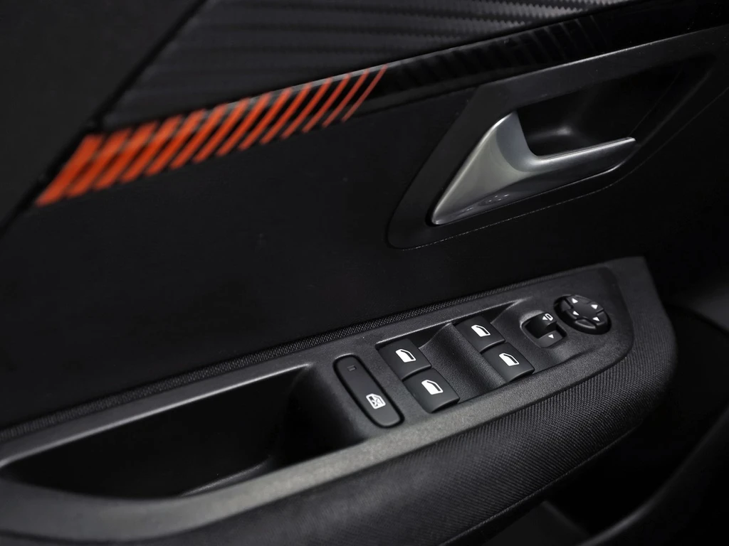 Peugeot 208 – foto 22