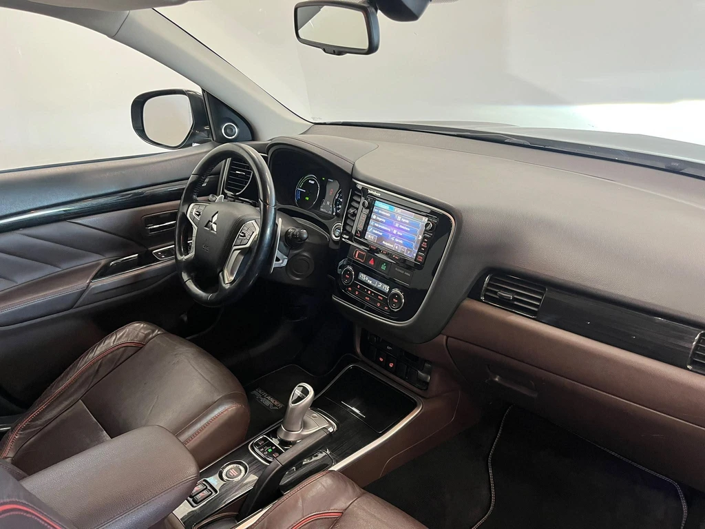 Mitsubishi Outlander – foto 10