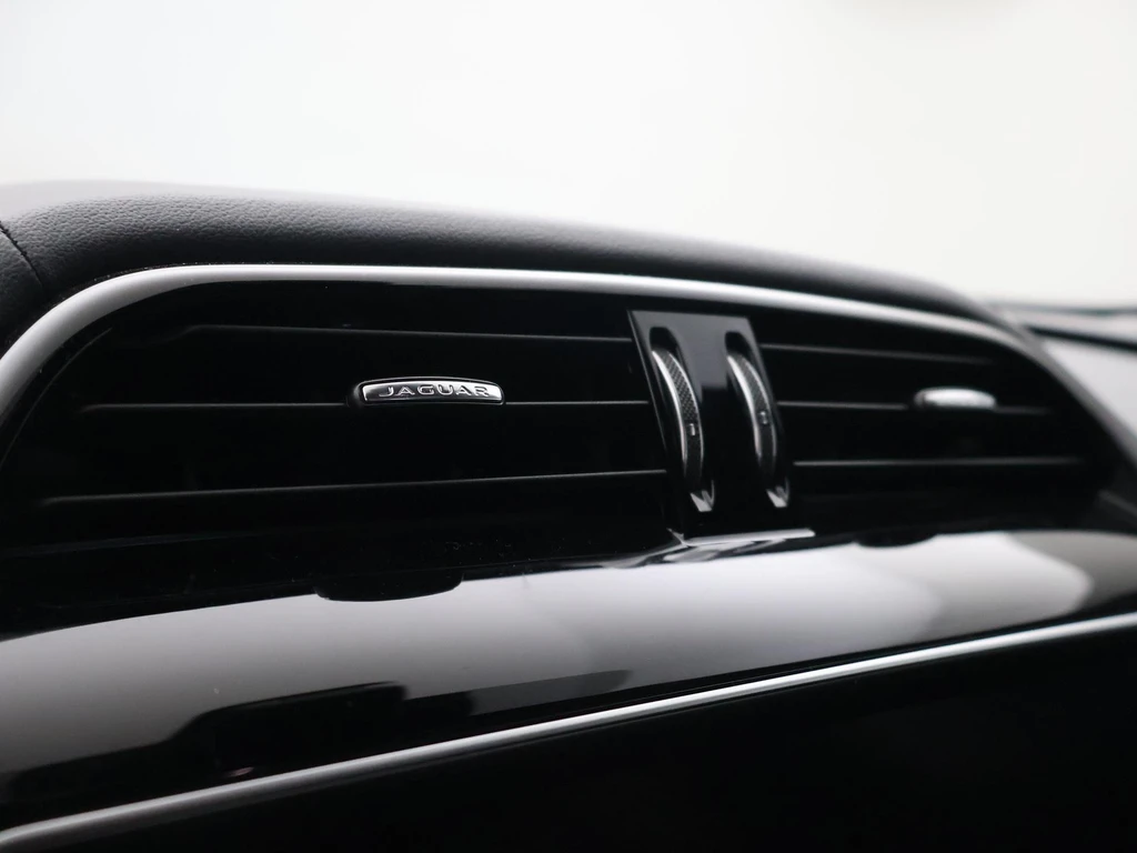 Jaguar F-PACE – foto 64