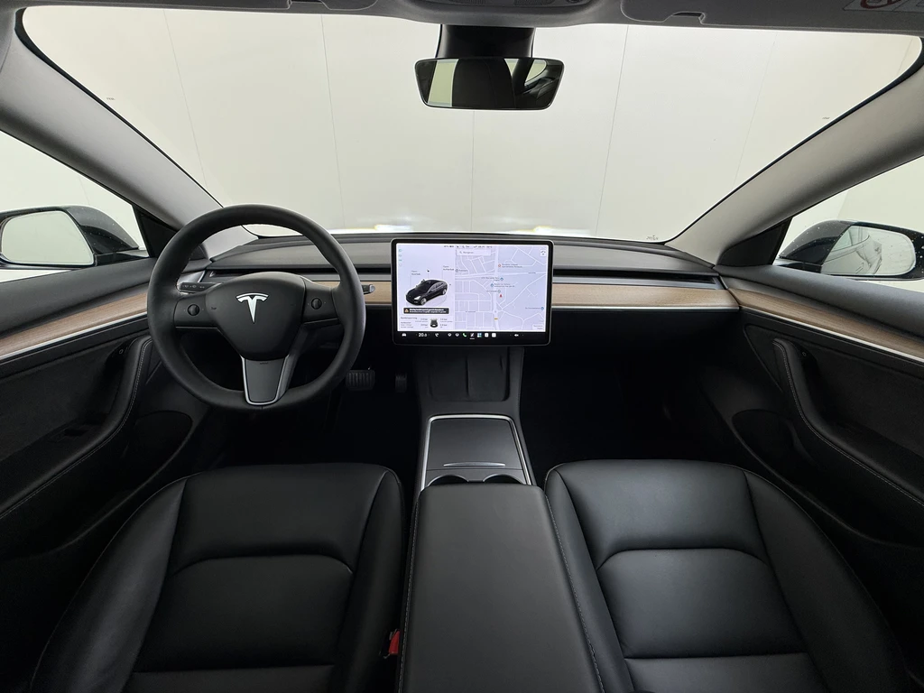 Tesla Model 3 – foto 10