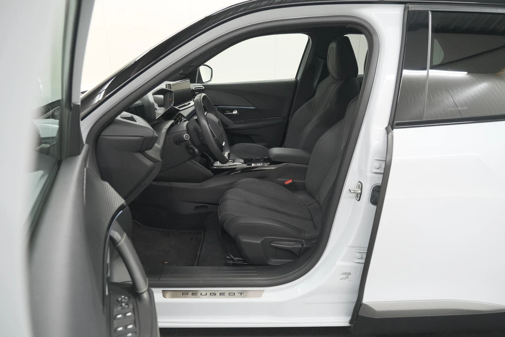 Peugeot e-2008 – foto 38