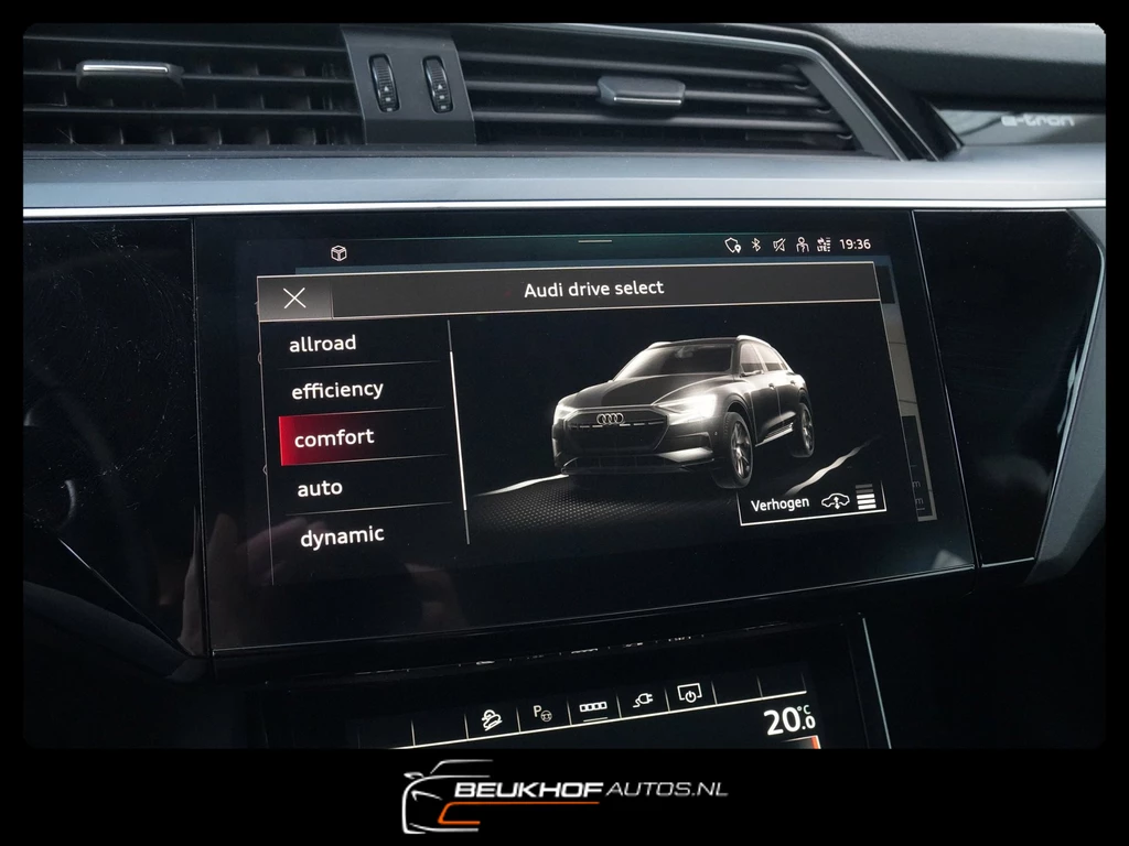 Audi e-tron – foto 18