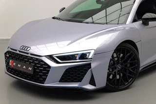 Audi R8 – thumbnail 2
