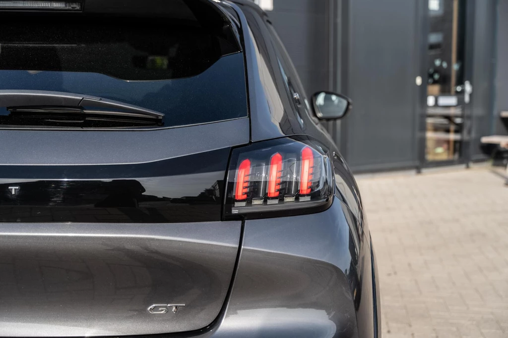 Peugeot 208 – foto 17