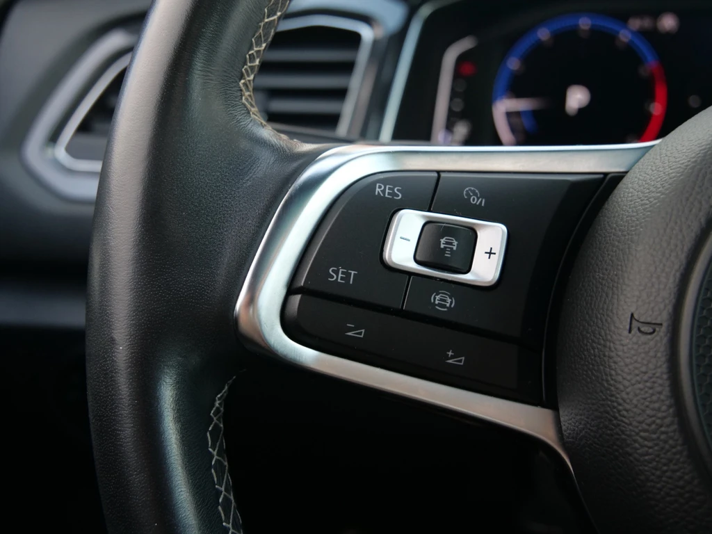 Volkswagen T-Roc – foto 24