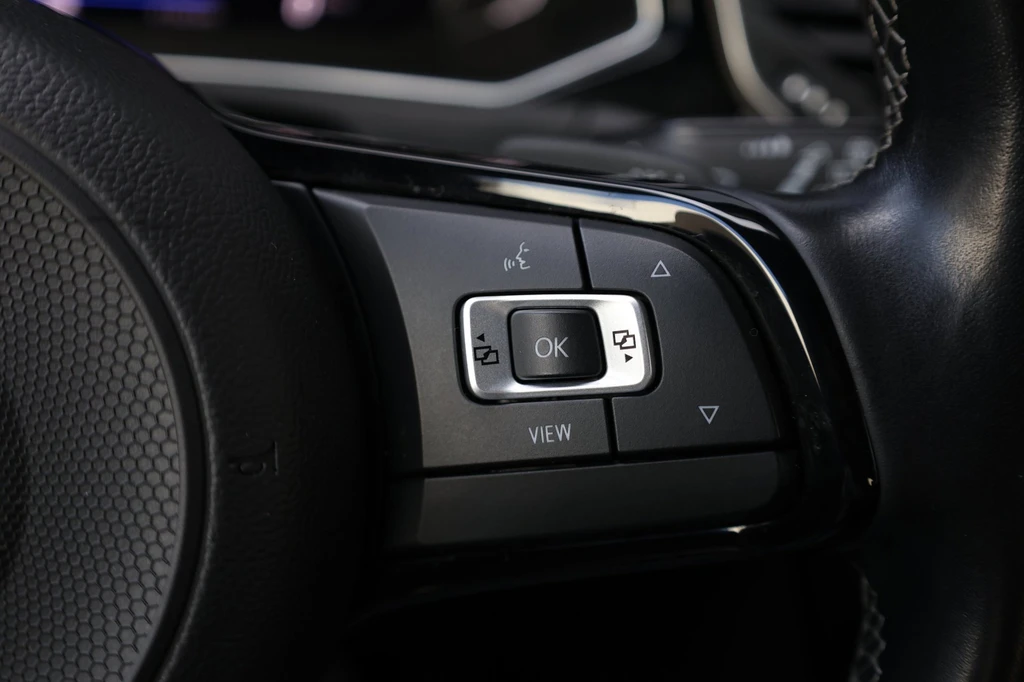 Volkswagen T-Roc – foto 14