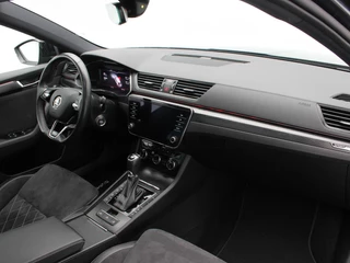 Škoda Superb – thumbnail 40