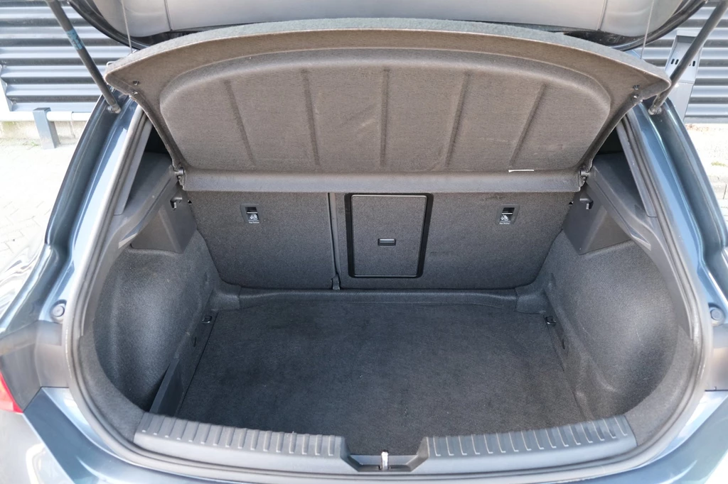 SEAT Leon – foto 38